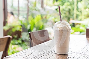 vanilla milkshake smoothie