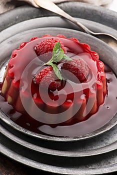 Vanilla pudding with raspberry and raspberry sauce