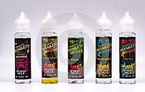 Vapour aroma liquid for e-cigarettes