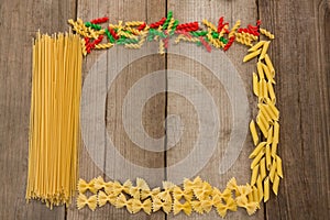 Varieties of pasta forming frame