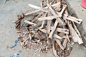 Various size Pyre prepared for cooking