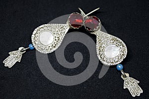 various styles of decorative jewelry piece