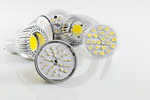 Various versions of LED chips for GU10 and MR16