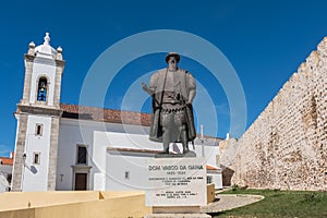 Vasco da Gama statue. Sines, Portugal photo