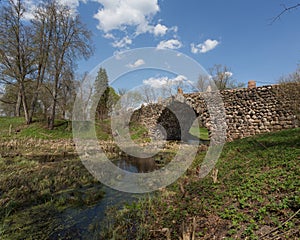 Vasilevo, Torzhok. Bouldery stone arch Bridge (Chertov Bridge)
