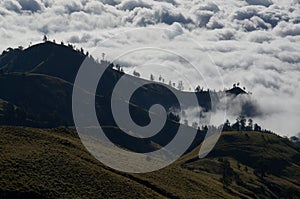 Vast cloudy mountains