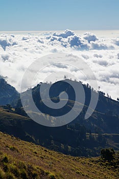 Vast cloudy mountains