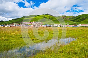 Scenery of Ruoergai grassland in early autumn