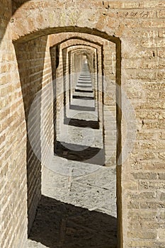 Vaulted arcades of Siosepol bridge