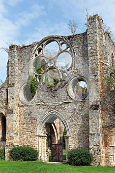 Vaux de Cernay abbey