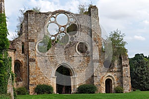 Vaux de Cernay abbey