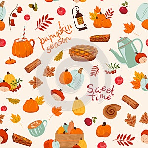 Vector autumn seamless pattern with pumpkin shaped cup of coffee drink with cinnamon bun, leaf-shaped cookies, pumpkin