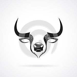 Vector of a bull head design on white background. Wild Animals. Easy editable layered vector illustration