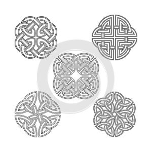 Vector celtic knot. Ethnic ornament.