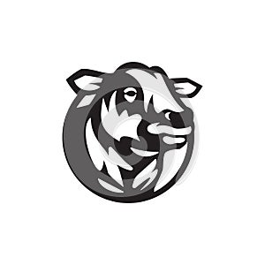 Vector of a cow head design on white background. Farm Animal