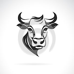Vector of a cow head design on white background. Farm Animals