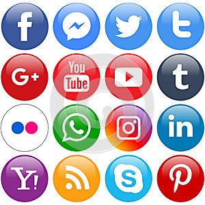 Popular social media icons set round