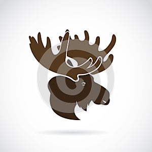 Vector images of moose deer head