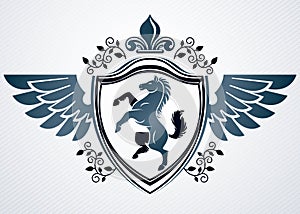 Vector retro insignia design decorated using vintage elements li