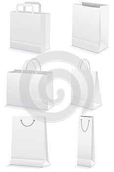 Vector set of blank paper shopping bags.
