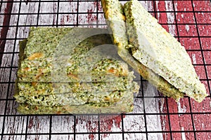 Vegan broccoli bread
