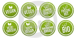 Vegan Button und Vegetarisch Banner Set. Biologischer und ÃÂ¶kologischer Anbau
