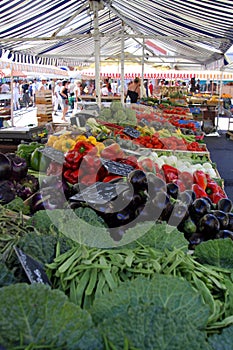 Vegetable market stand