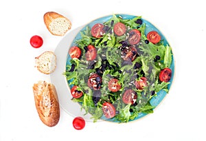 Vegetable salad and bread