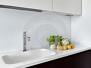 Vegetables on the worktop in the kitchen