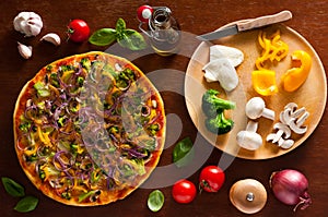 Vegetarian pizza and ingredients