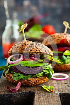 Veggie beet and quinoa burger