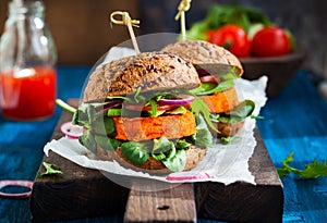 Veggie carrot burger