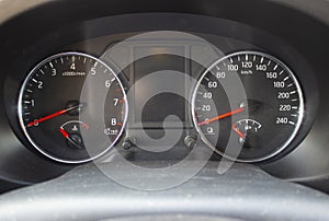 Vehicle speed and revs device