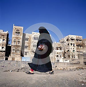 Veiled Muslim, Yemen