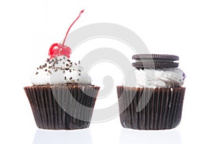 Velvet cupcakes isolate