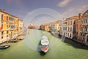 Venecia Grand canal with boats and gondolas, Italy photo