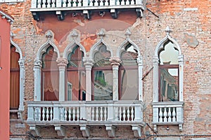 Venetian windows