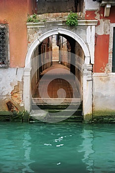 Venice: back alley to the canal in Cannareggio