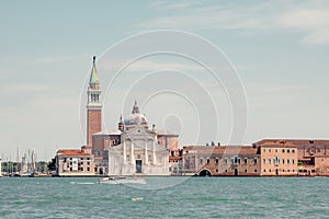 Venice\'s Timeless Charm: A Captivating Glimpse into the City of Canals