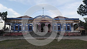 Venilale public school building photo