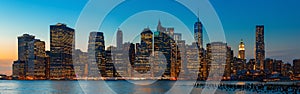 Vening New York City skyline panorama