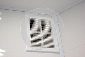 Ventilation grille