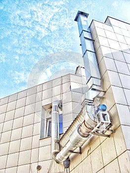 Ventilation system pipe, back wall, conditioner