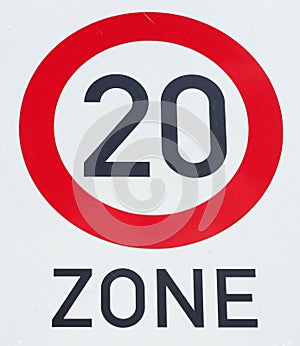 Verkehrsschild Tempo 20-Zone, ZulÃÆÃÂ¤ssige hÃÆÃÂ¶chstgeschwindigkeit photo