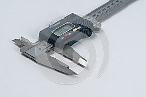 Vernier caliper