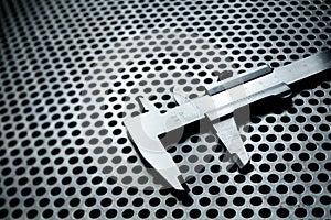 Vernier caliper with highlights