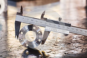 Vernier caliper measurement