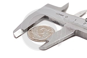 Vernier calipers with coin