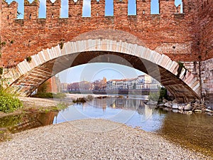 Verona adige canal.