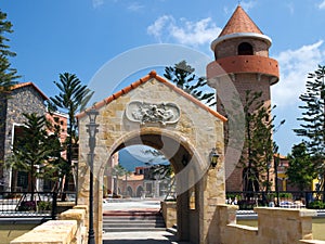 The Verona Complex: bridge and tower